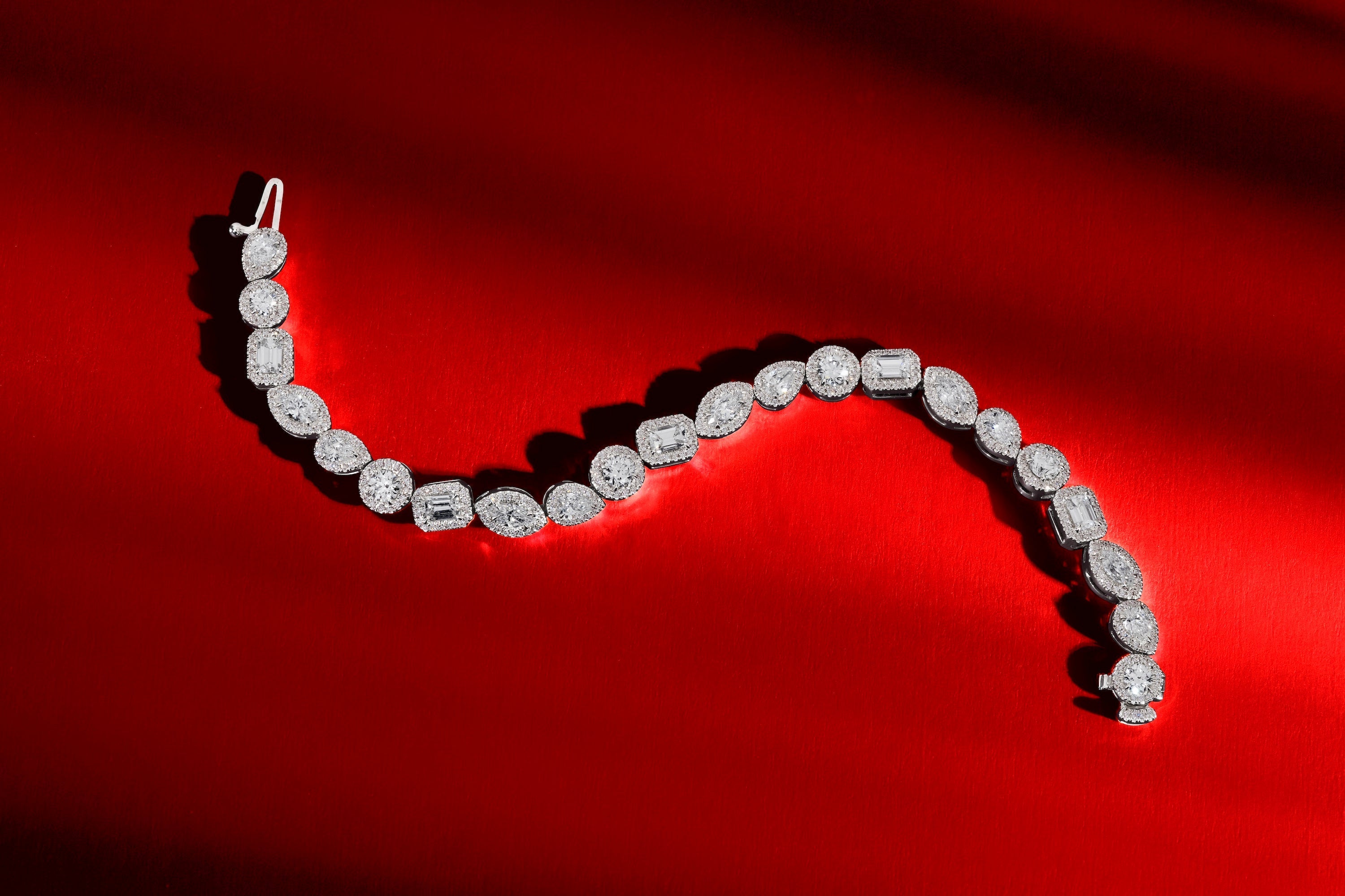 Tennis Bracelet Guide – MICHAEL M
