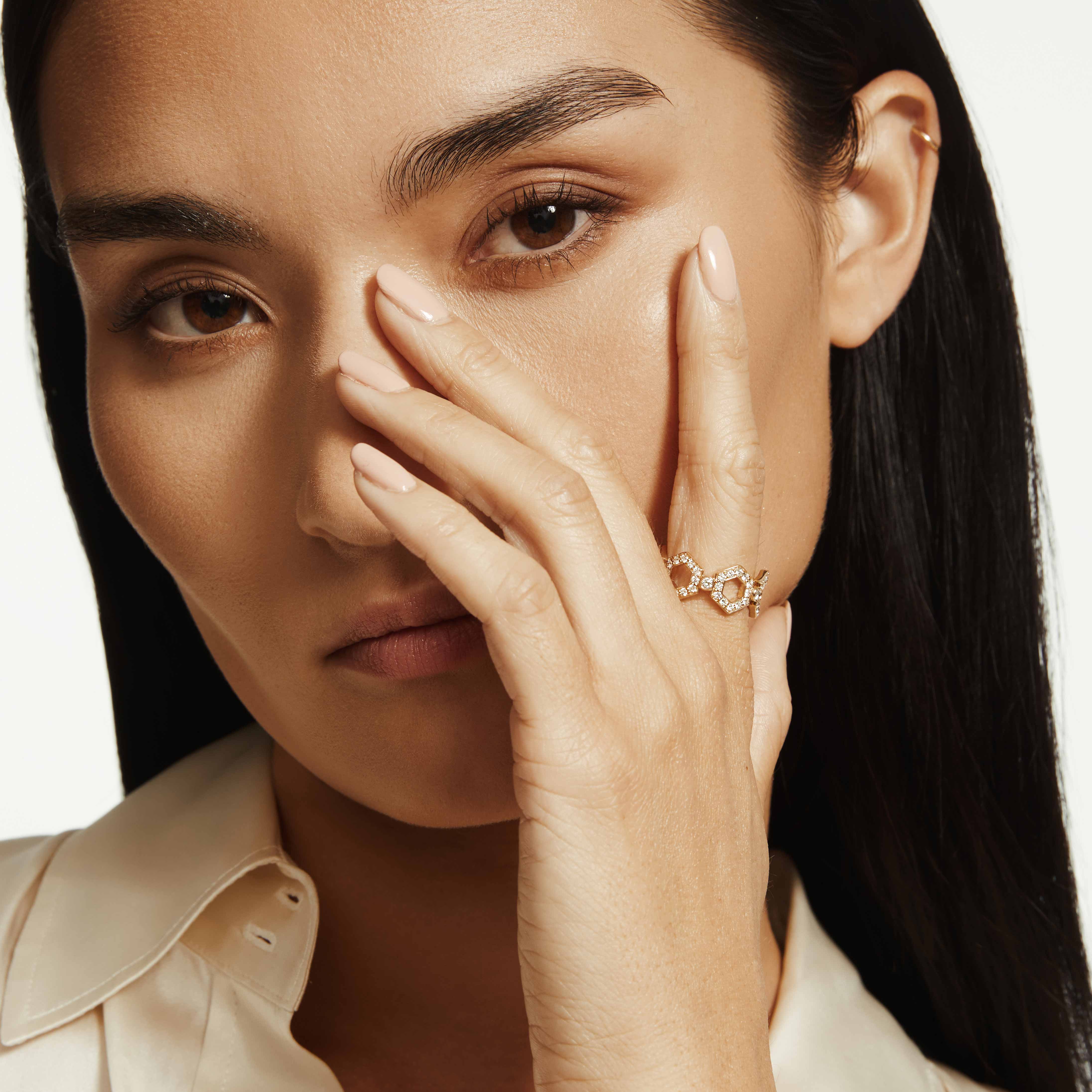 MICHAEL M Fashion Rings Pavé Hex Infinity Band